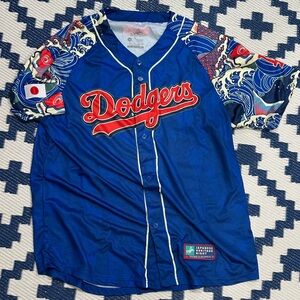 Los Angeles Dodgers Japanese Heritage Night Big Wave Art Men’s Size XL